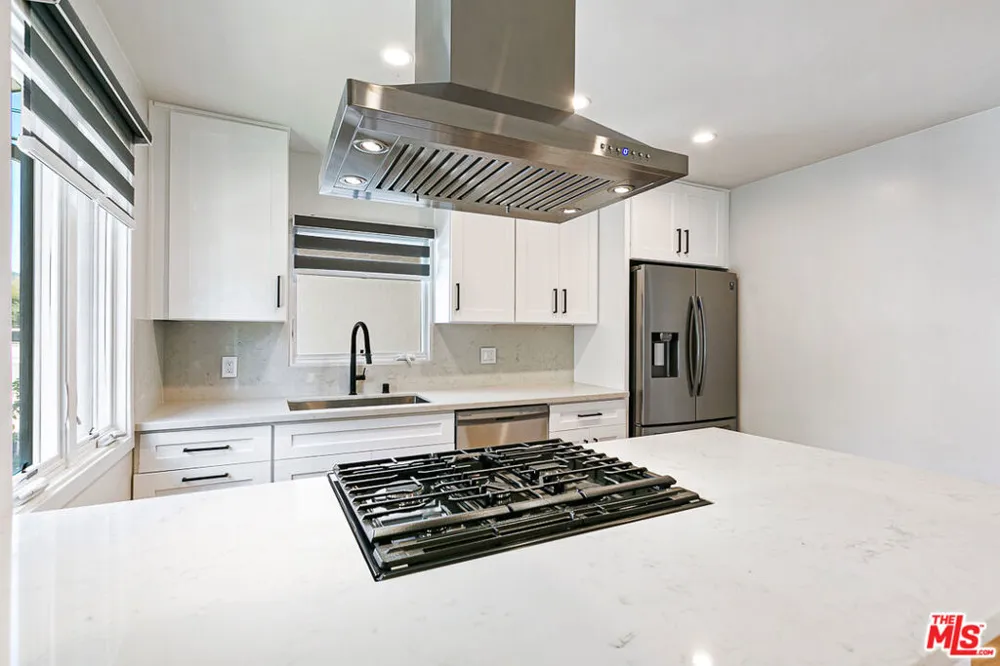 10420 REGENT STREET #10420 Los Angeles, CA 90034