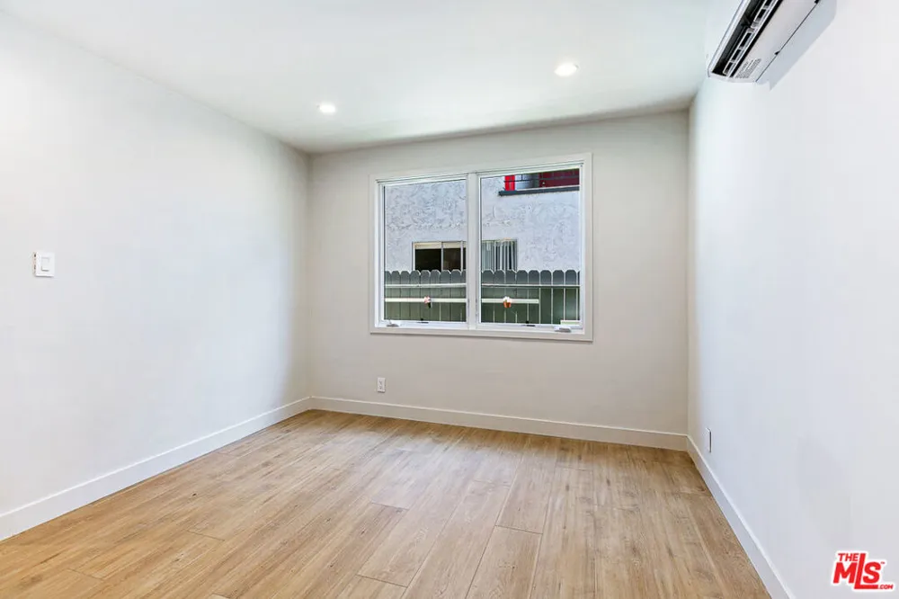 10420 REGENT STREET #10420 Los Angeles, CA 90034
