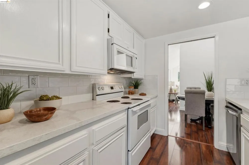 1363 Swallowtail Rd Concord, CA 94521