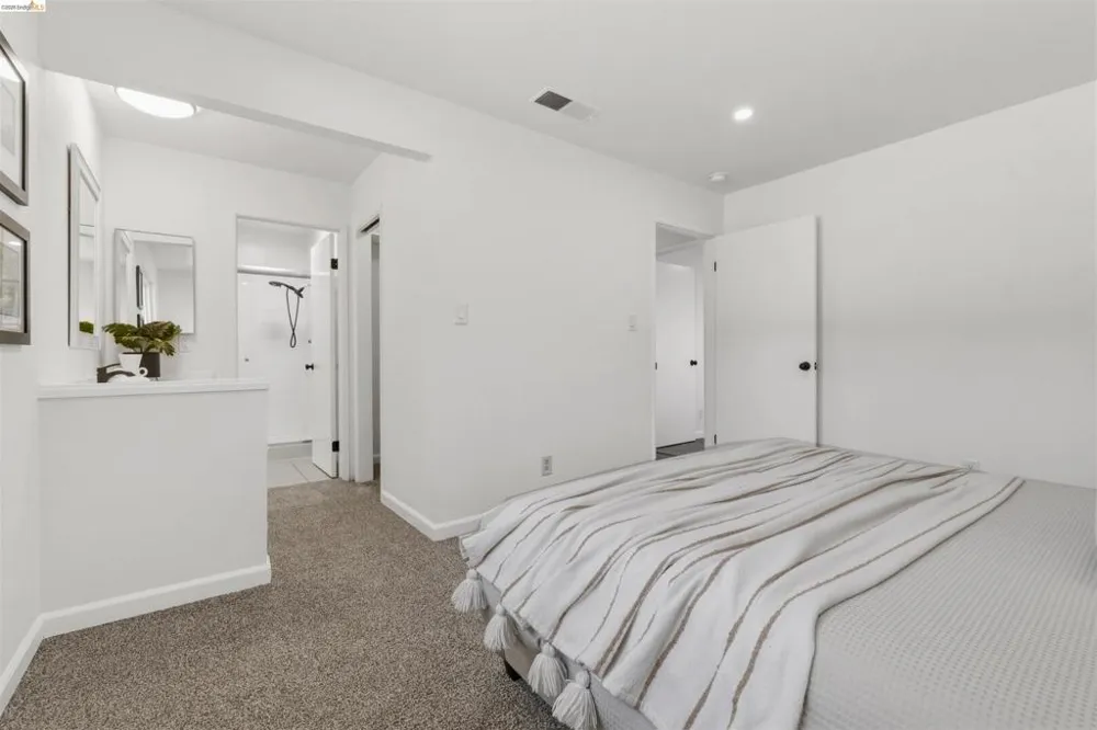 1363 Swallowtail Rd Concord, CA 94521