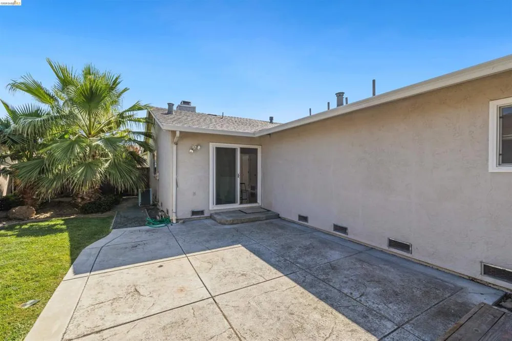 1363 Swallowtail Rd Concord, CA 94521