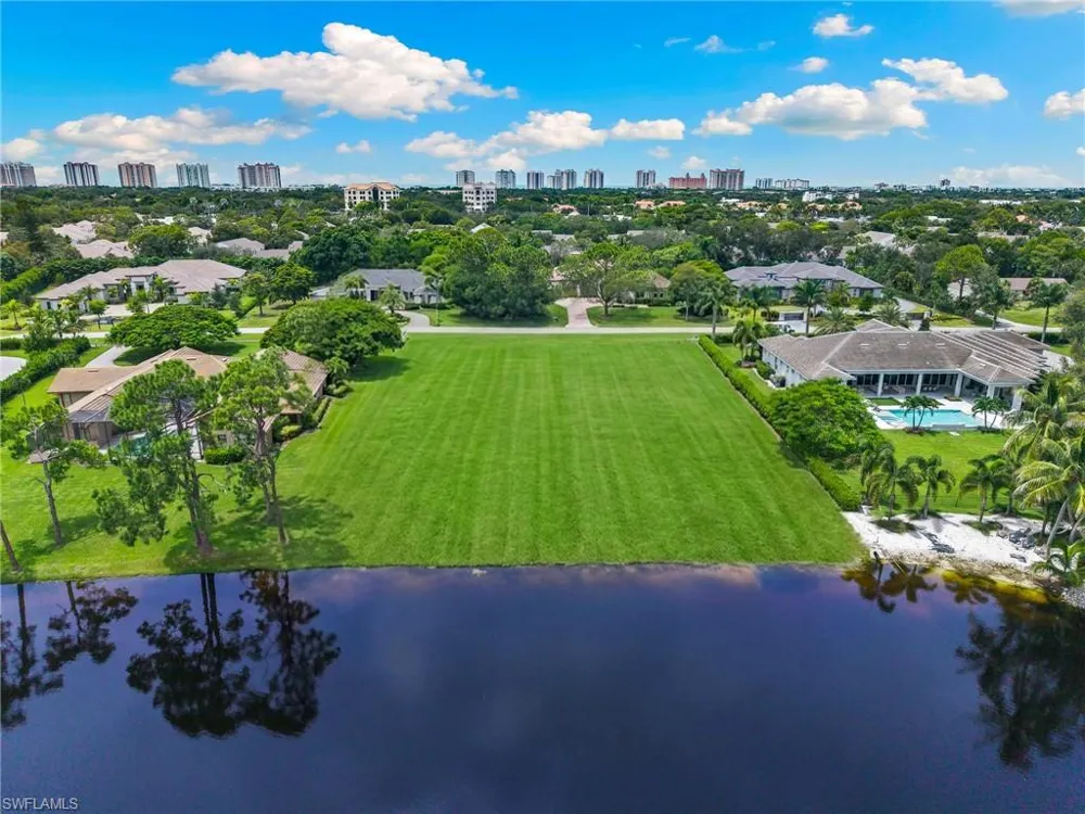 820 Cassena Road Naples, FL 34108