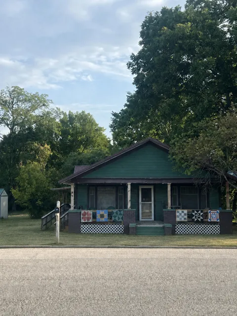 108 E Hwy 1 Highway