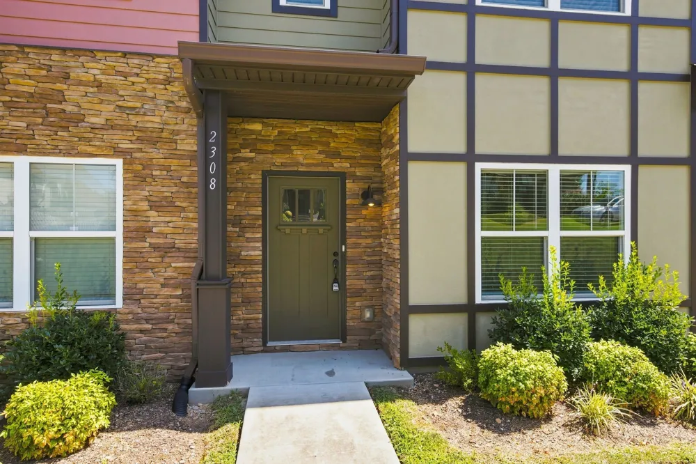 2308 Smedley Ln Antioch, TN 37013