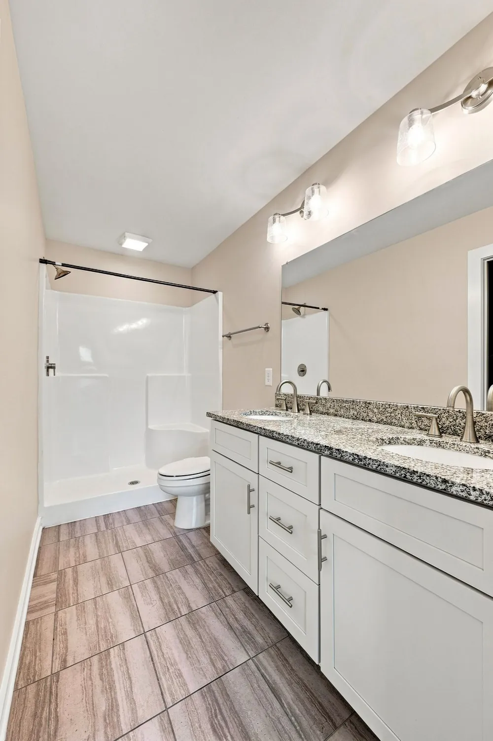 2308 Smedley Ln Antioch, TN 37013