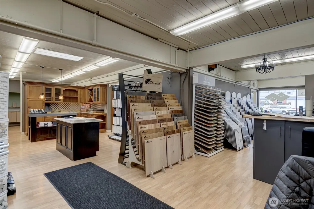 656 SE Bayshore Drive Oak Harbor, WA 98277