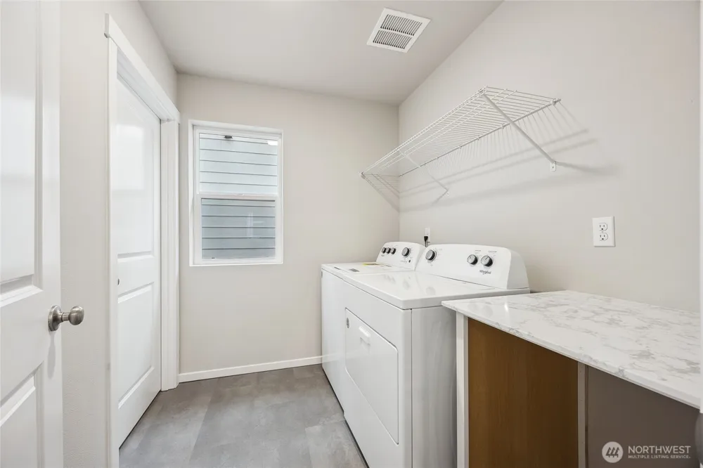 5225 S 328th Street #32 Auburn, WA 98001