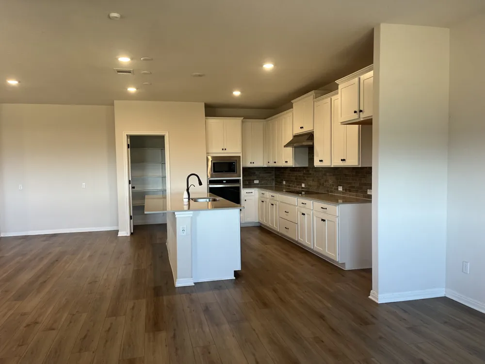 3008 Ottaviano Way Hutto, TX 78634