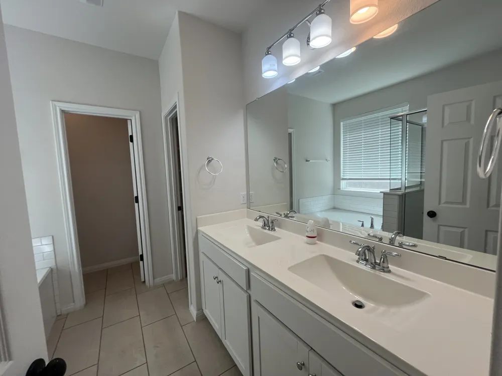 3008 Ottaviano Way Hutto, TX 78634