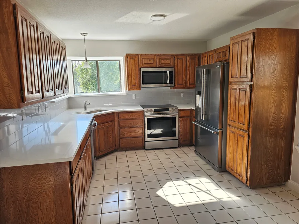 6300 Brownlee Lane Arlington, TX 76018
