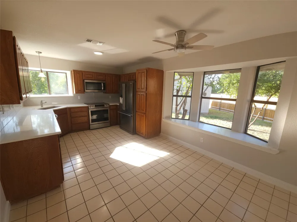 6300 Brownlee Lane Arlington, TX 76018