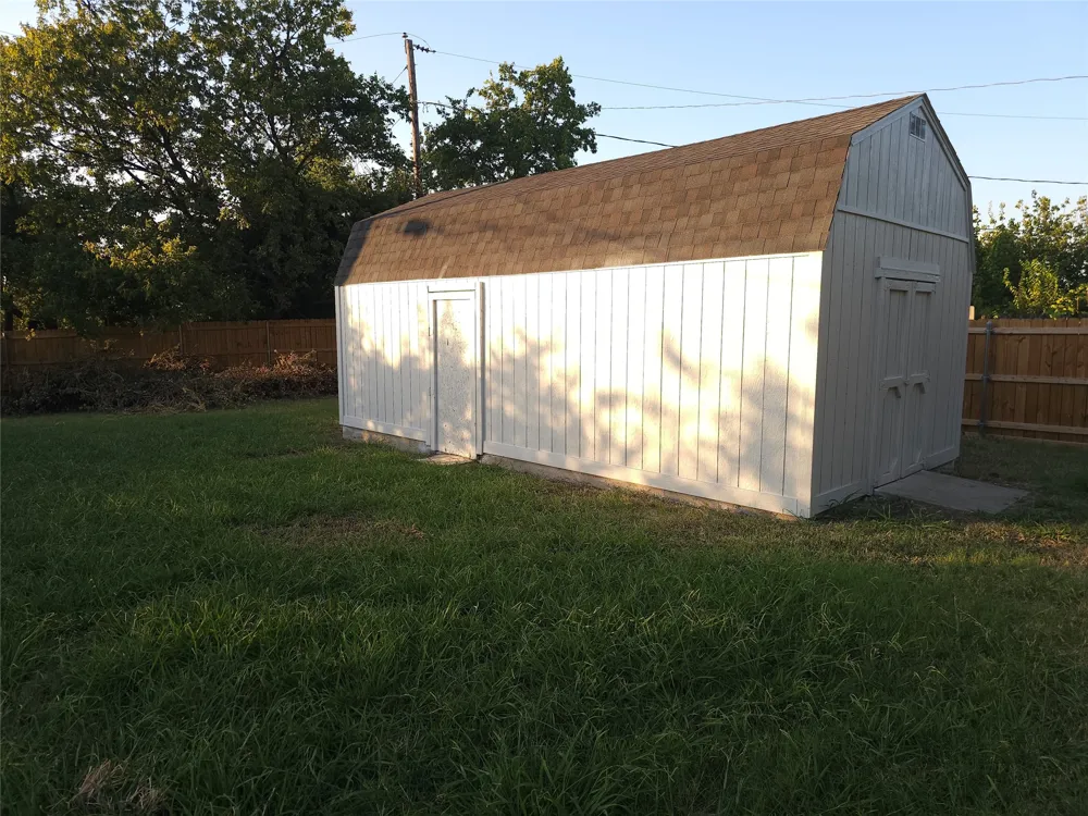 6300 Brownlee Lane Arlington, TX 76018