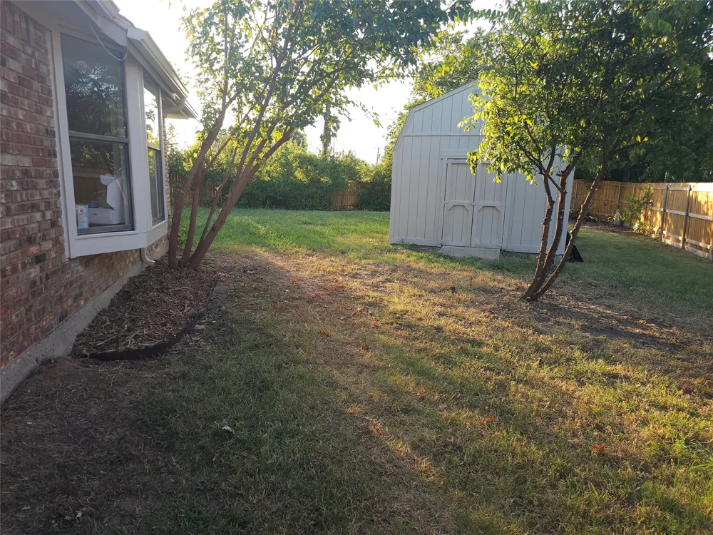 6300 Brownlee Lane Arlington, TX 76018