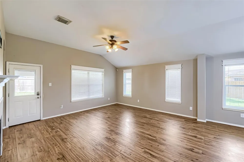 2402 Comal Drive Deer Park, TX 77536