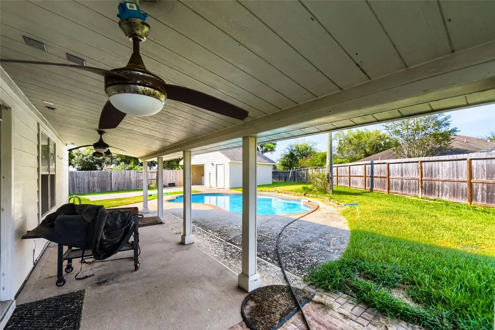 2402 Comal Drive Deer Park, TX 77536