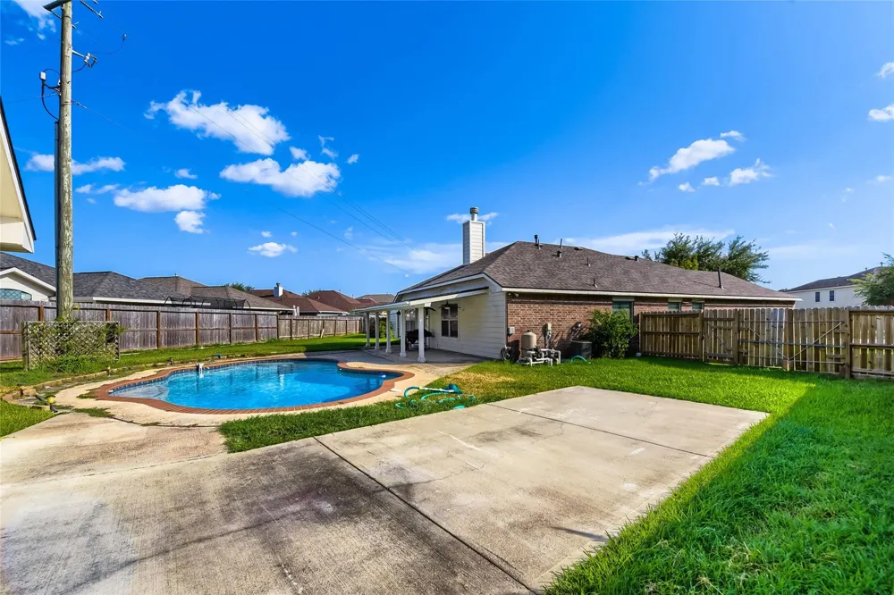 2402 Comal Drive Deer Park, TX 77536