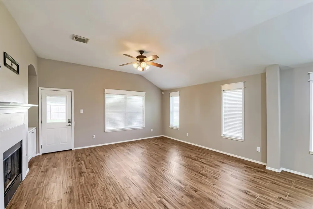 2402 Comal Drive Deer Park, TX 77536