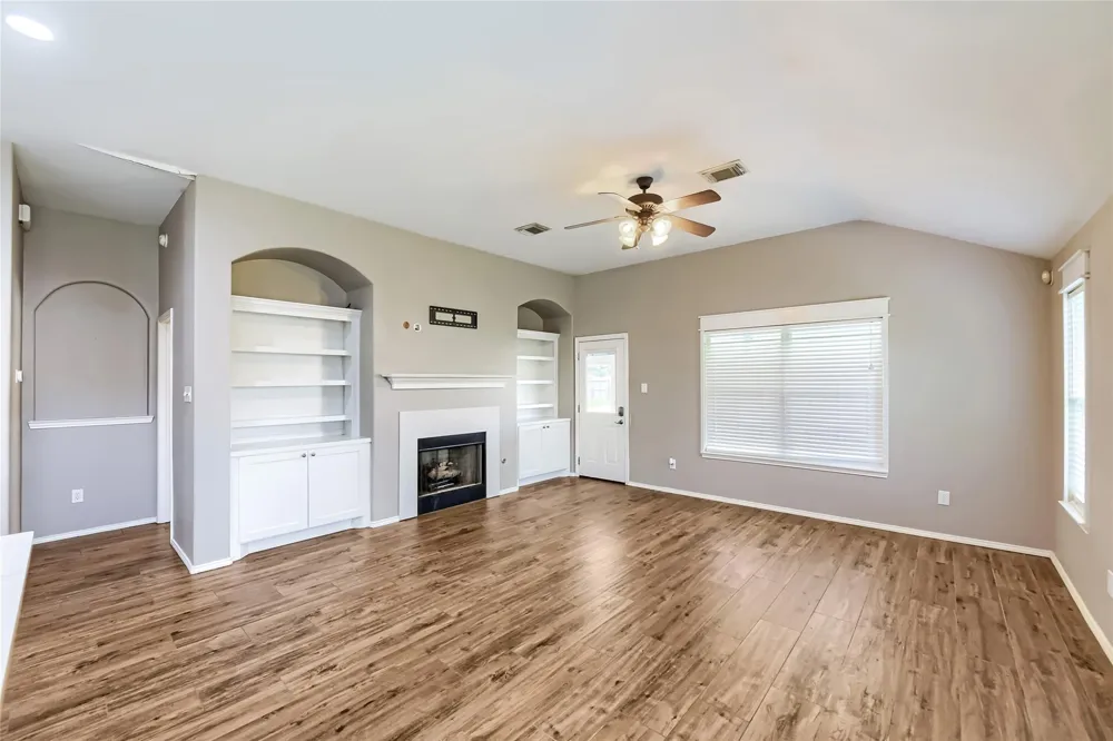 2402 Comal Drive Deer Park, TX 77536