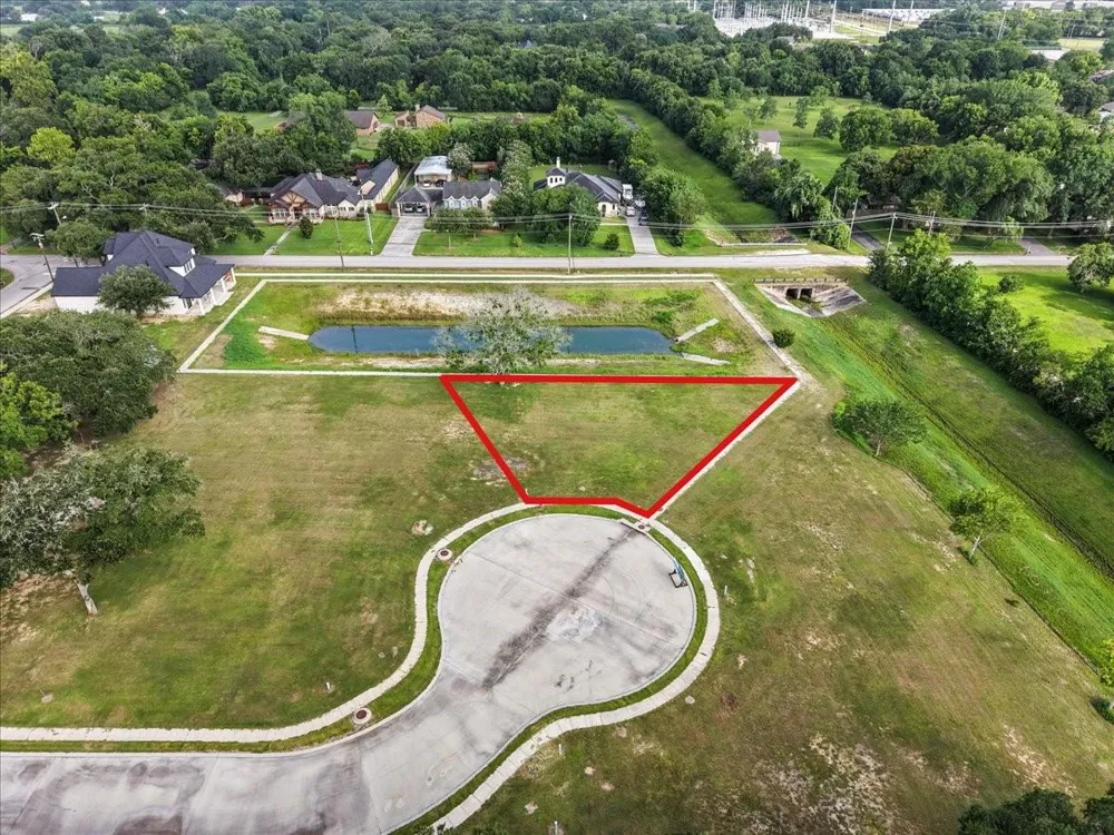 612 Acorn Creek Way League City, TX 77573