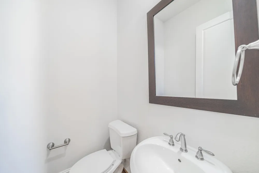 2426 Bevis Street Houston, TX 77008