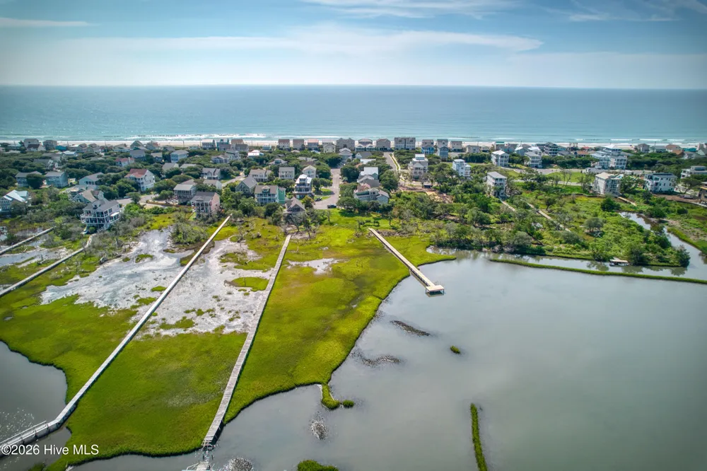 34 Oak Court Surf City, NC 28445