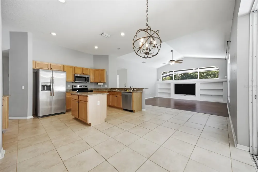 3209 PARTRIDGE POINT TRAIL Valrico, FL 33596