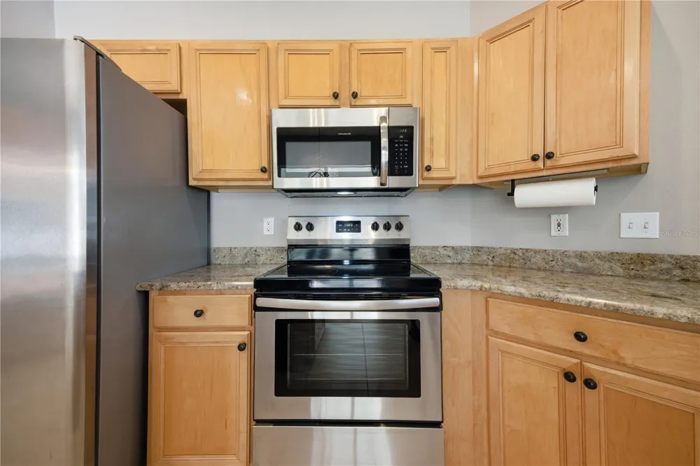 3209 PARTRIDGE POINT TRAIL Valrico, FL 33596
