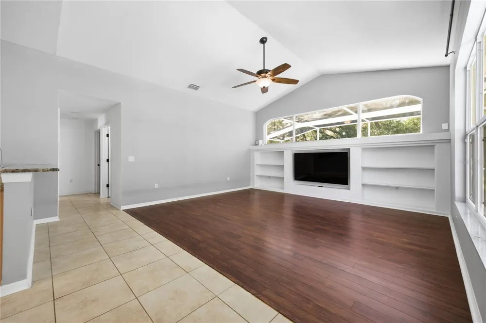 3209 PARTRIDGE POINT TRAIL Valrico, FL 33596