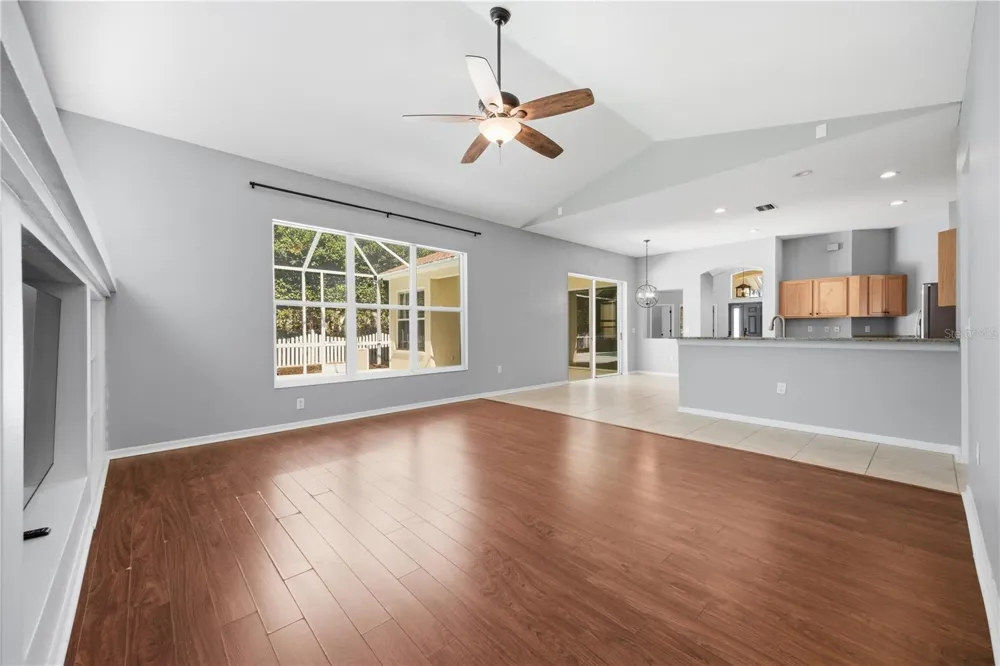 3209 PARTRIDGE POINT TRAIL Valrico, FL 33596