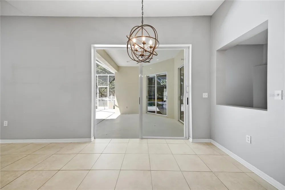 3209 PARTRIDGE POINT TRAIL Valrico, FL 33596