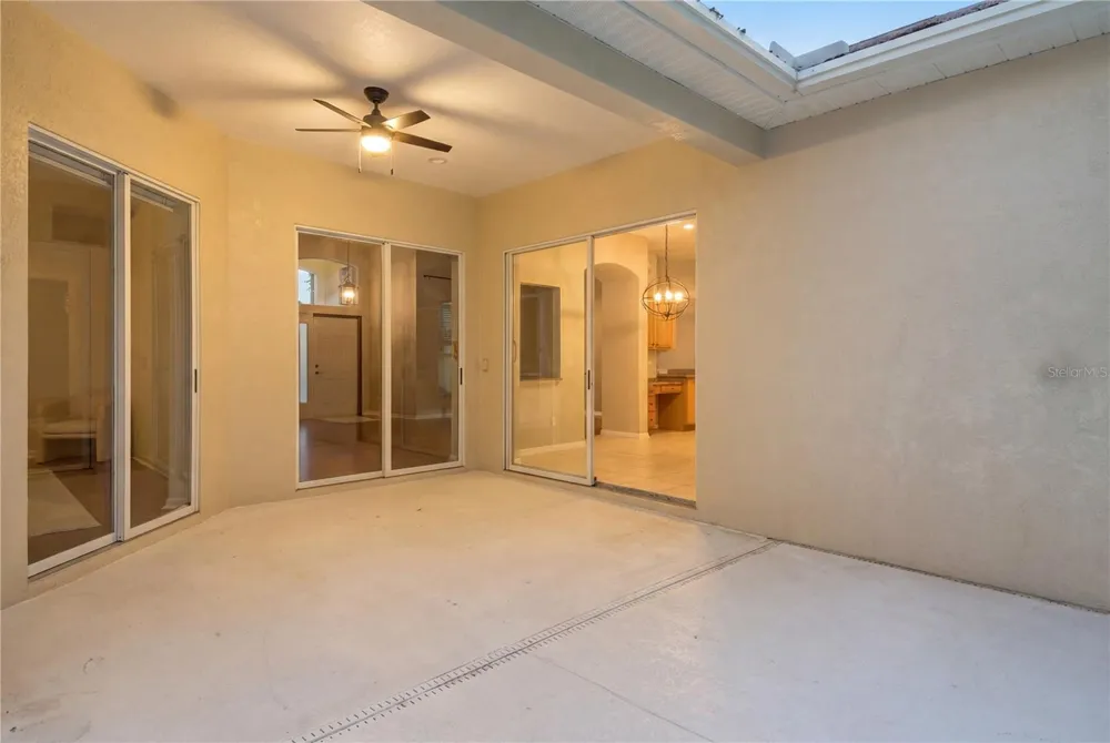 3209 PARTRIDGE POINT TRAIL Valrico, FL 33596