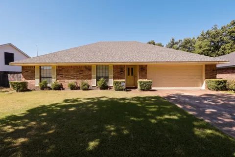 507 Parklane Drive