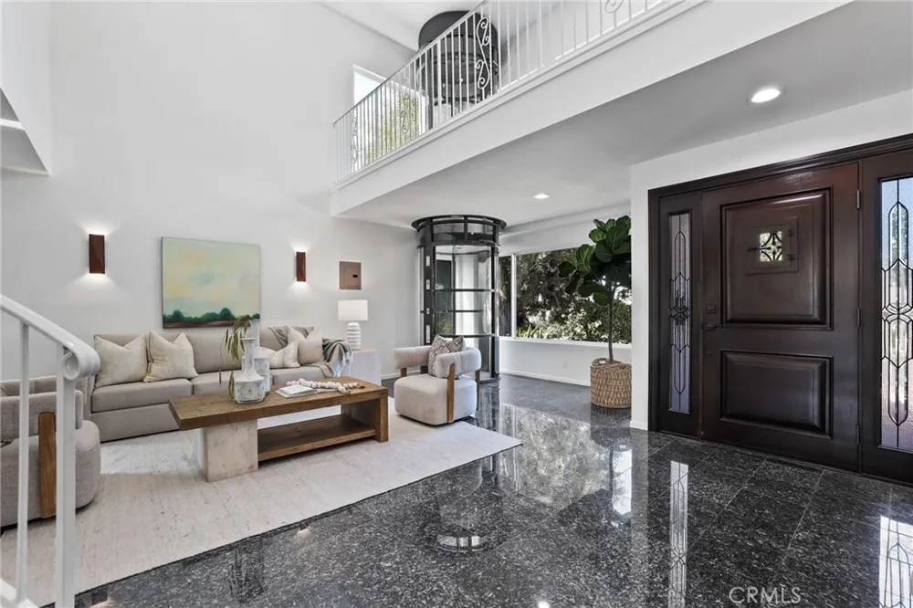 388 Flint Avenue Long Beach, CA 90814
