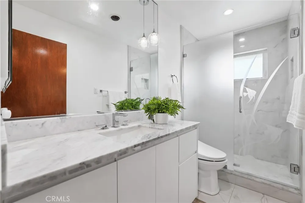 388 Flint Avenue Long Beach, CA 90814
