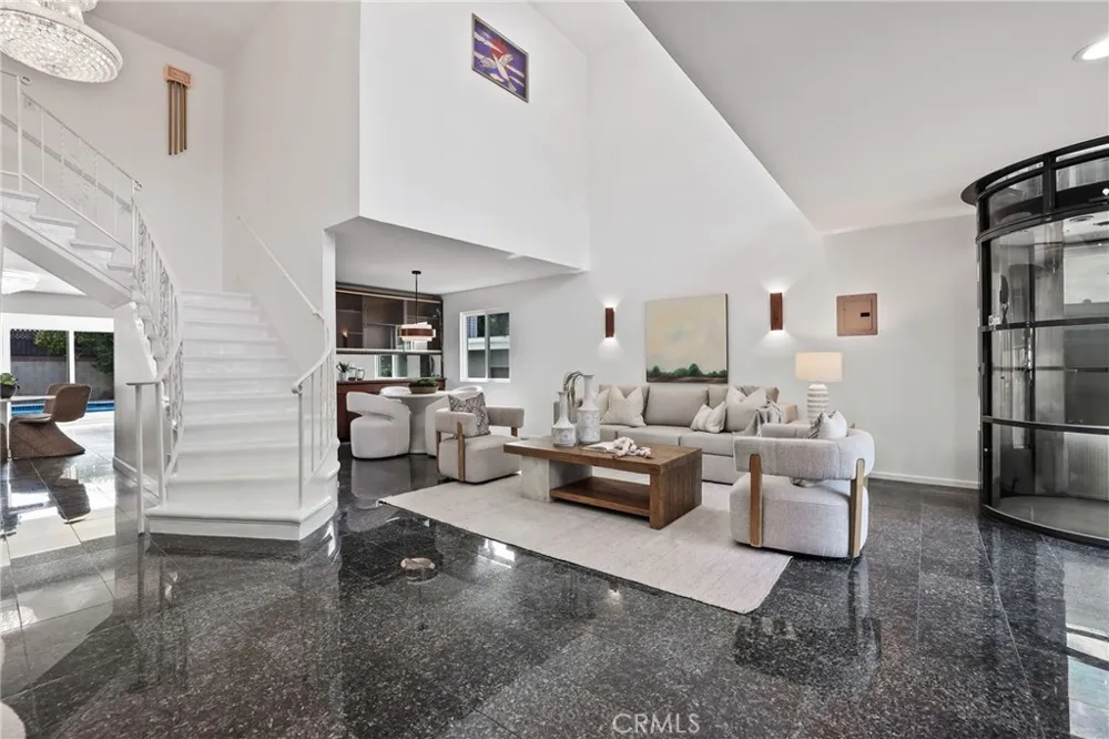 388 Flint Avenue Long Beach, CA 90814