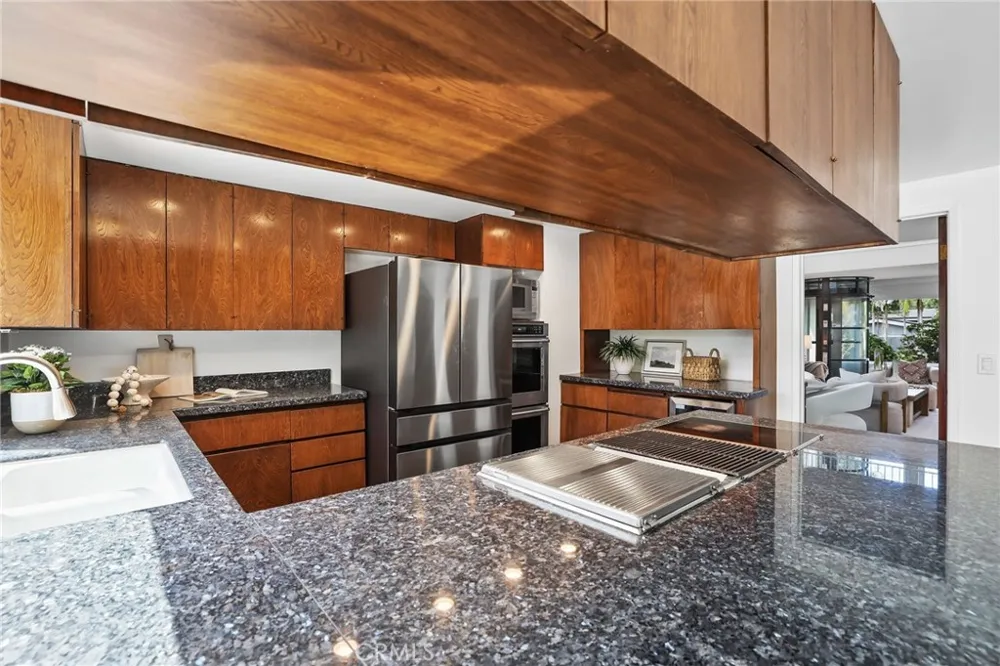 388 Flint Avenue Long Beach, CA 90814