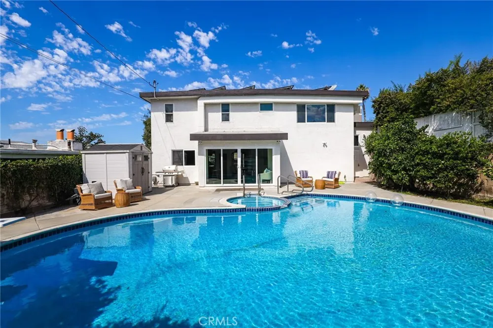 388 Flint Avenue Long Beach, CA 90814