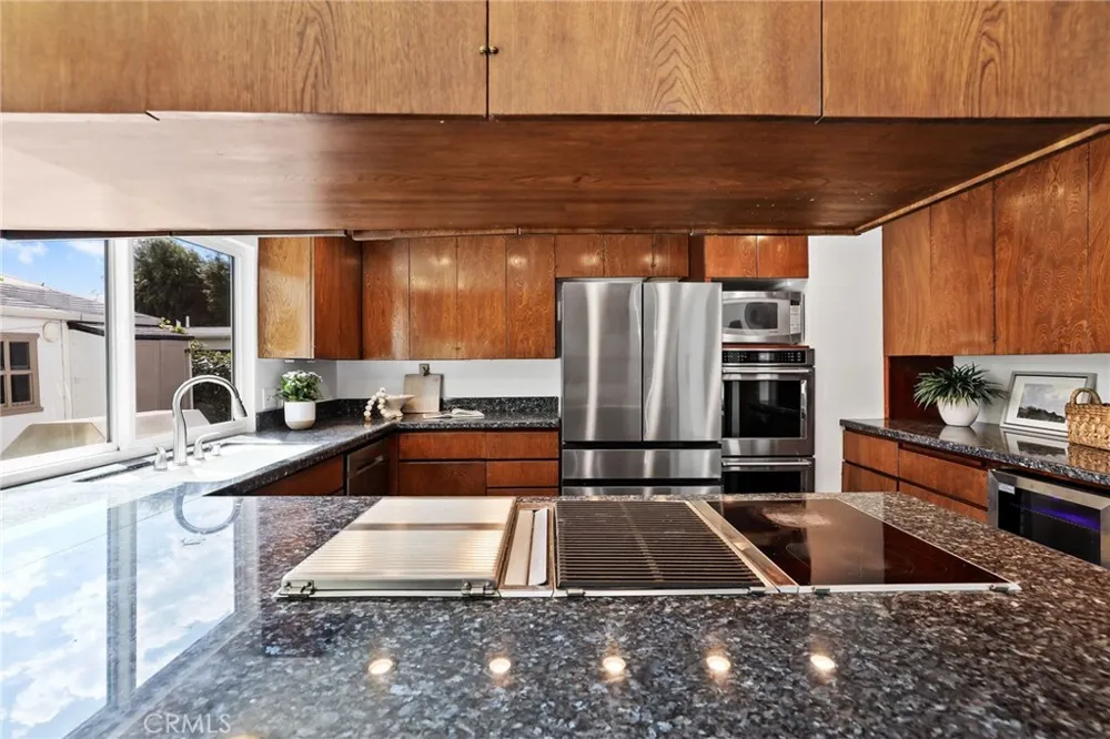 388 Flint Avenue Long Beach, CA 90814