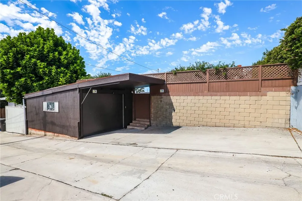 388 Flint Avenue Long Beach, CA 90814