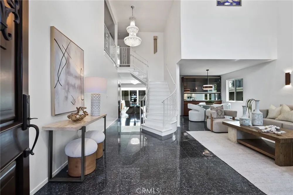 388 Flint Avenue Long Beach, CA 90814