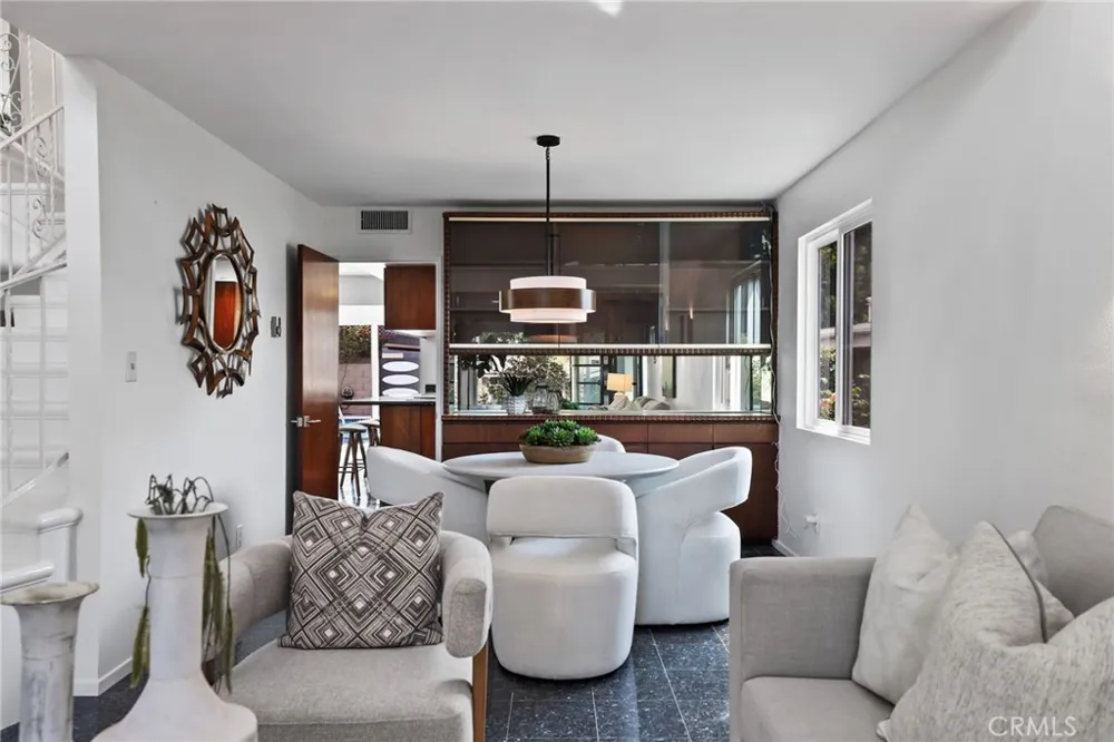 388 Flint Avenue Long Beach, CA 90814