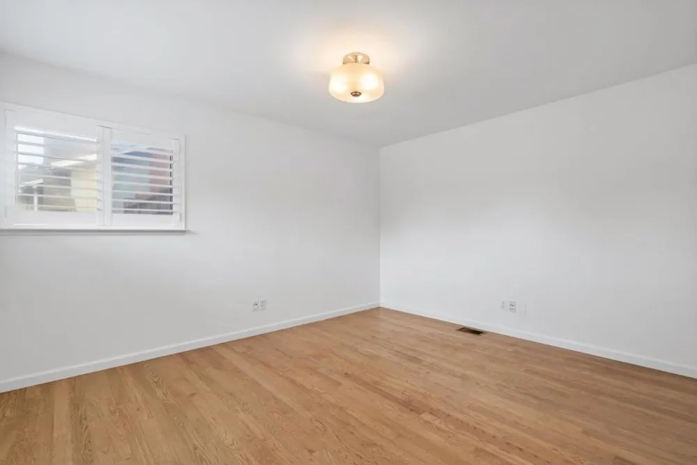 1435 Eastcrest Court Santa Cruz, CA 95062