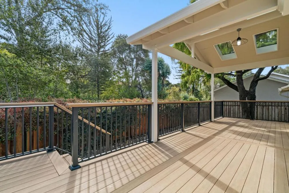 1435 Eastcrest Court Santa Cruz, CA 95062