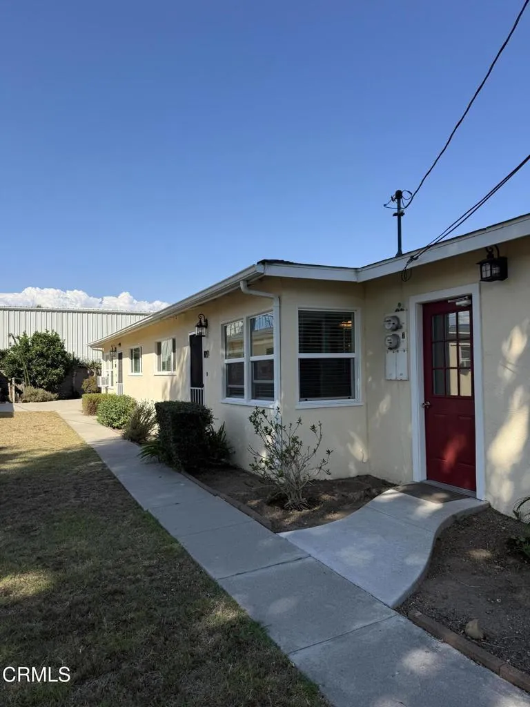 109 W McFarlane Drive Ventura, CA 93001
