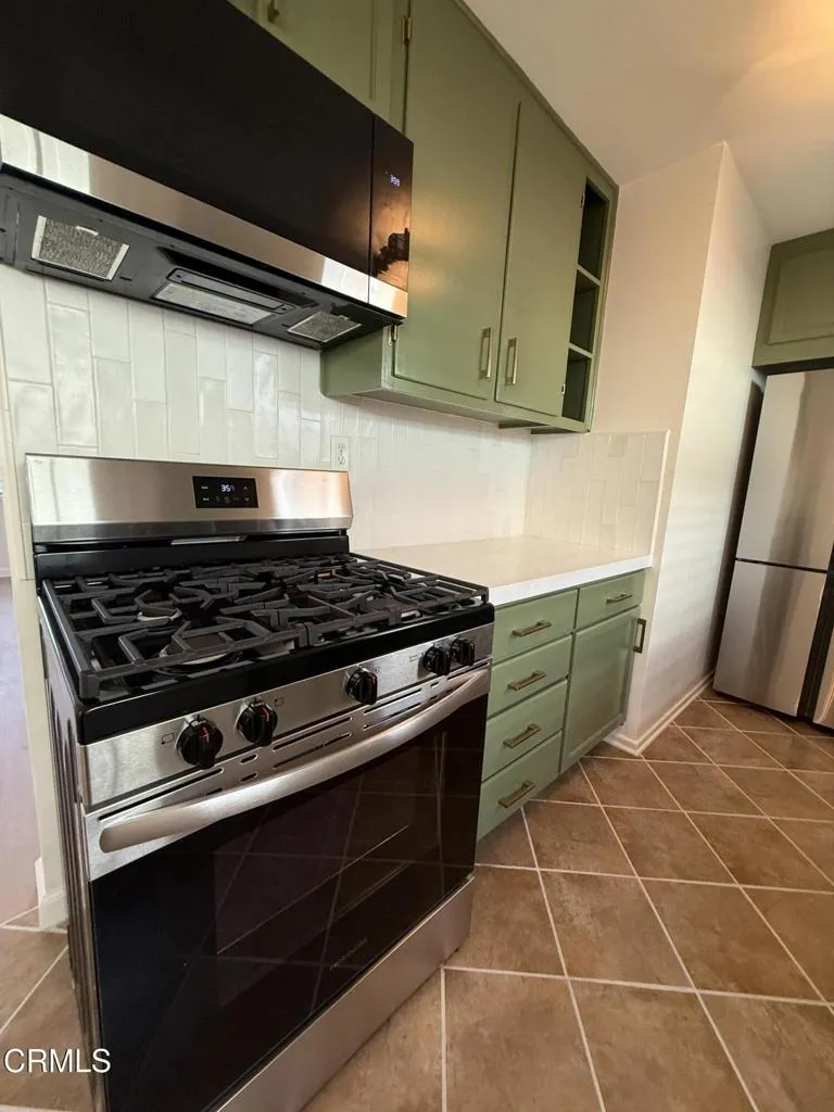 109 W McFarlane Drive Ventura, CA 93001