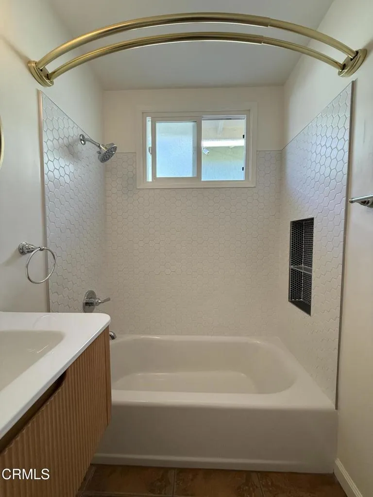 109 W McFarlane Drive Ventura, CA 93001