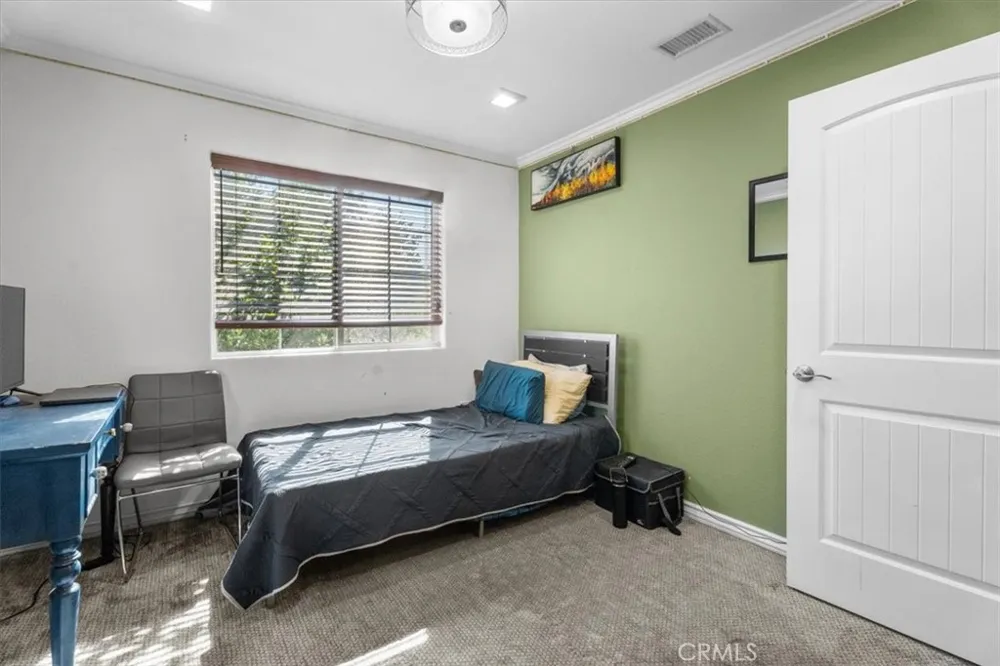 6924 Gaviota Avenue Van Nuys, CA 91406