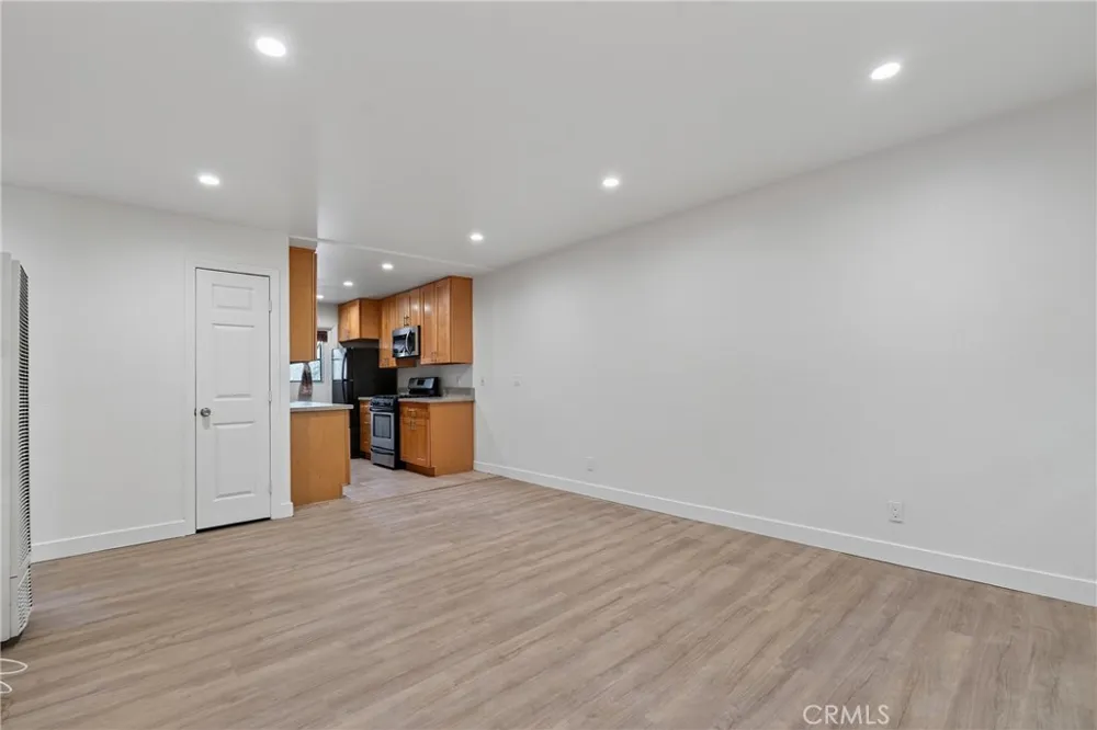 1140 Molino #1 Long Beach, CA 90804