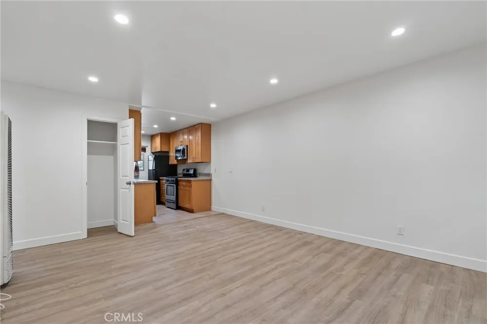 1140 Molino #1 Long Beach, CA 90804