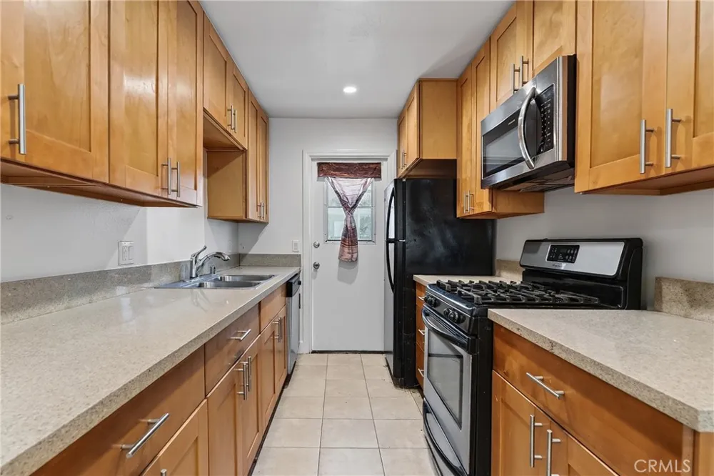 1140 Molino #1 Long Beach, CA 90804
